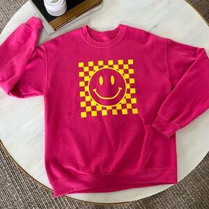 Gildan smiley sweatshirt size small